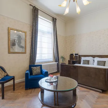 Dufays Hotel