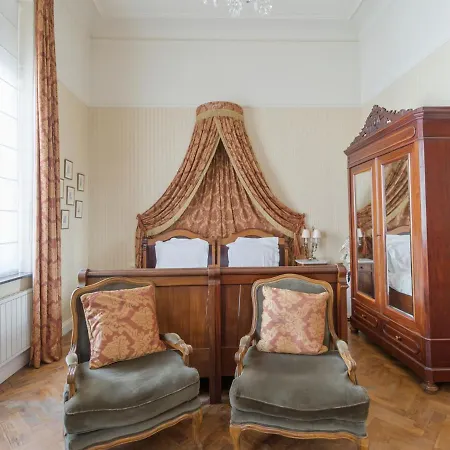 ドゥフェイズ ホテル 3*