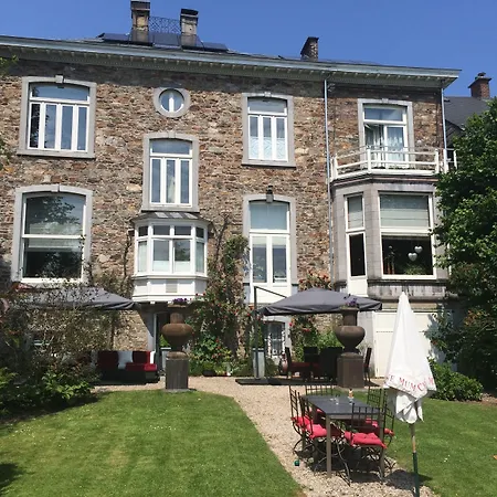 ドゥフェイズ ホテル