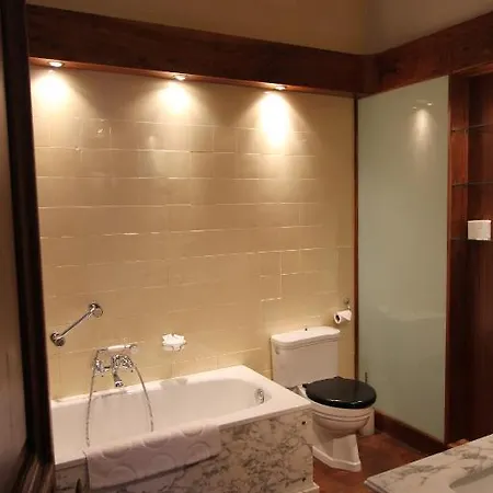 ドゥフェイズ ホテル 3*