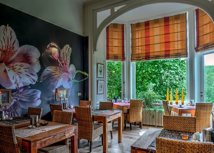 ドゥフェイズ ホテル